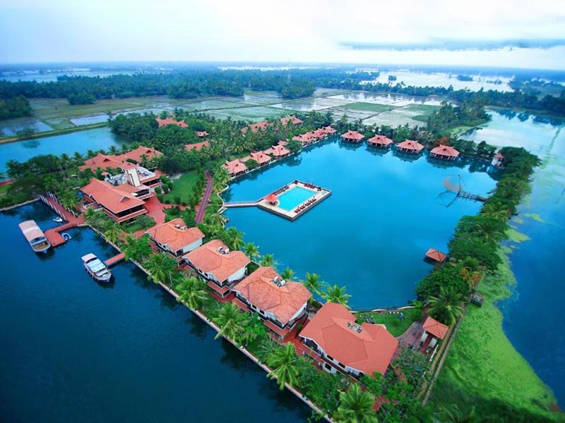 Sterling Lake Palace Alleppey